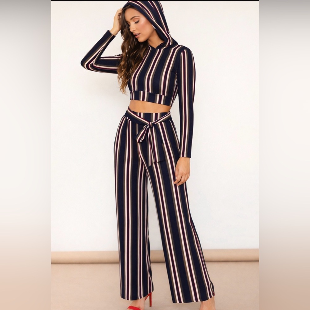 Striped Women's two piece set (hooded)